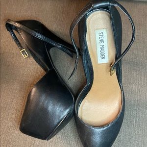 Steve Madden - Stilleto/platform heel.